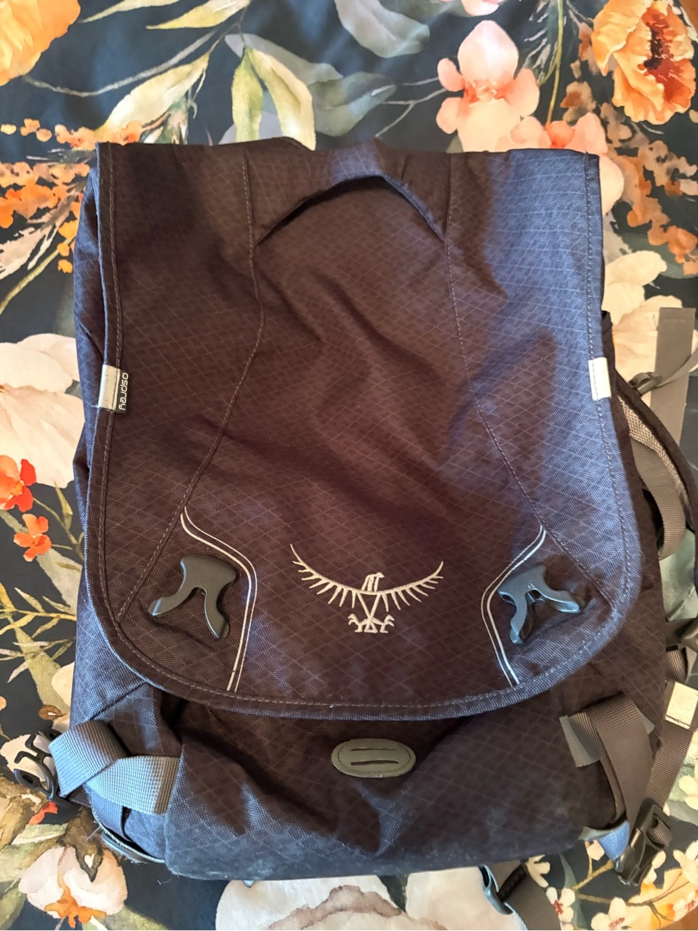 OSPREY Flapjack Everyday Pack with Reflective Logo